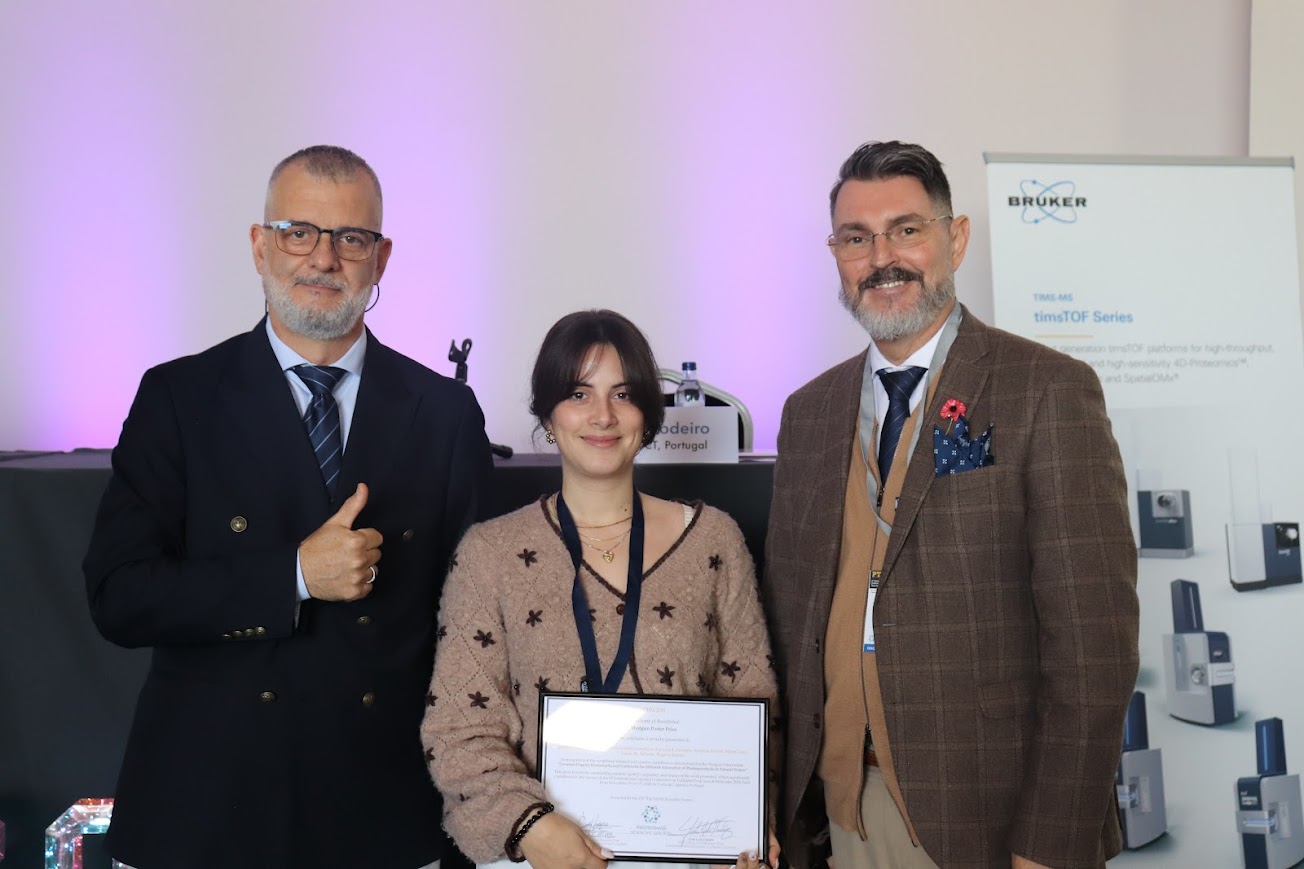 Joana Araújo Honoured with Best Shotgun Poster Award at International Caparica Conference PTIM